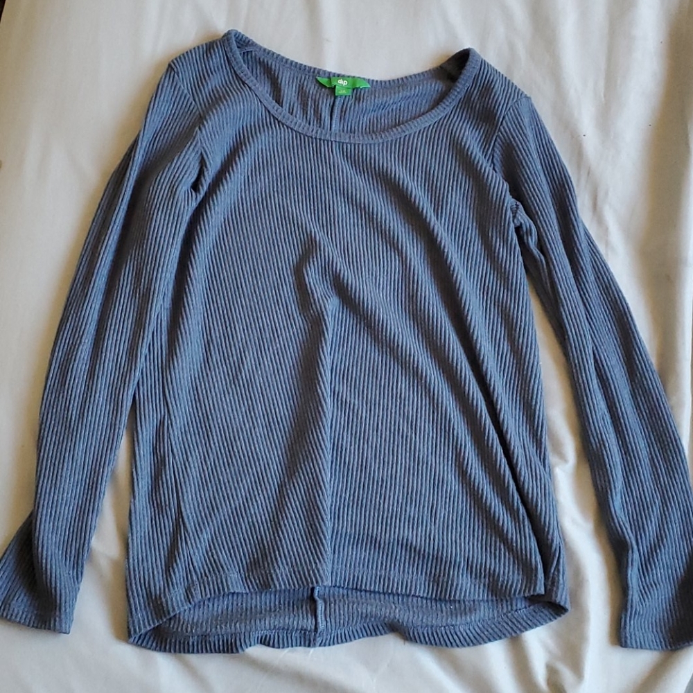 blue long sleeve shirt